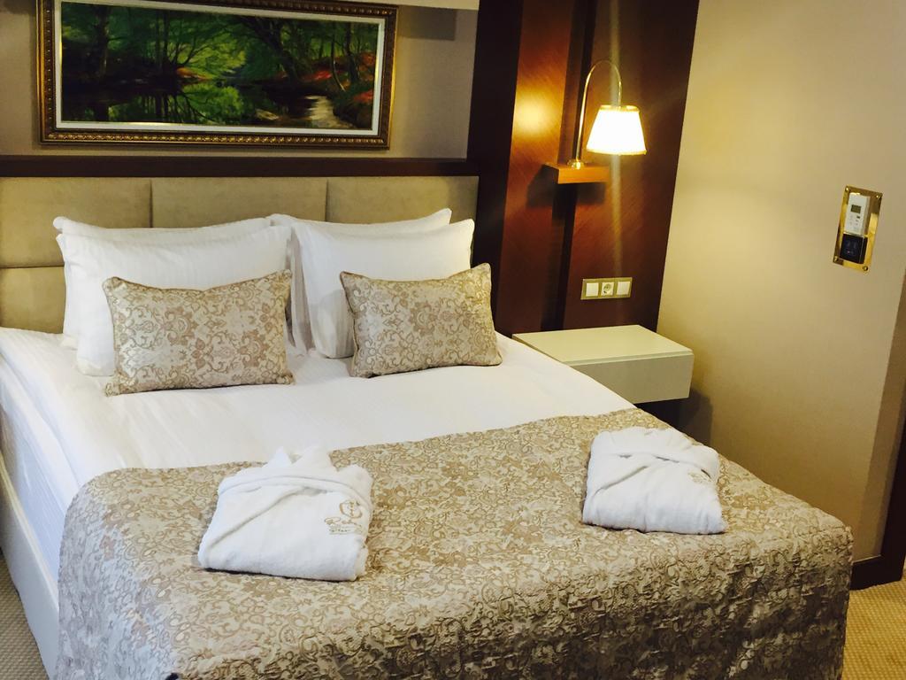 Vivaldi Park Hotel Ankara Buitenkant foto