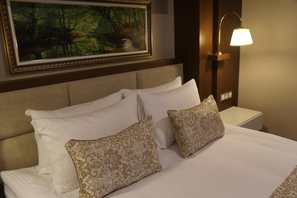 Vivaldi Park Hotel Ankara Buitenkant foto